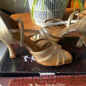 Very Fine Latin Ballroom Salsa dance Gold Strappy Women's Heels 6.5
